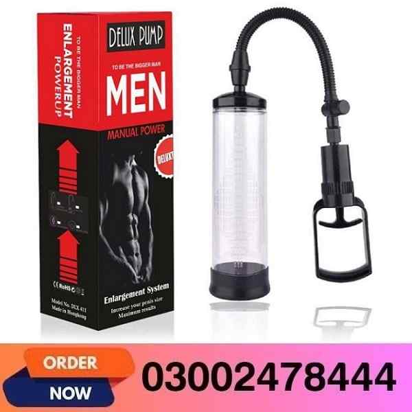 Men Power Up Pump In Pakistan